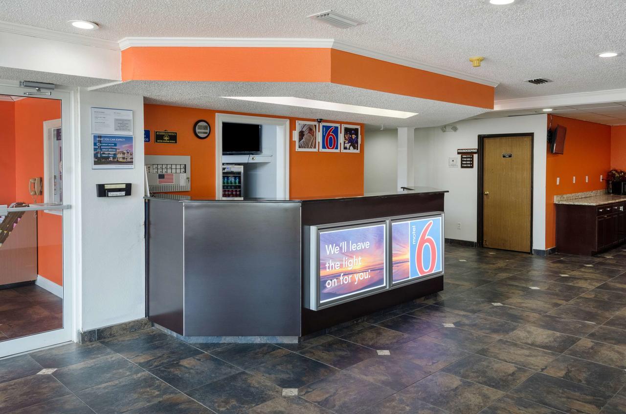 6-mobile, Al Hotel